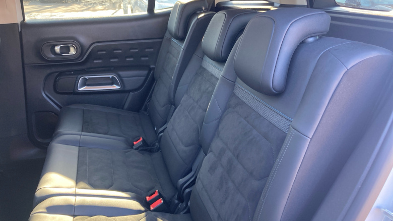 Citroen C5 Aircross 1.2 Hybrid 136 Max Edition 5dr e-DCS6 Petrol Hatchback